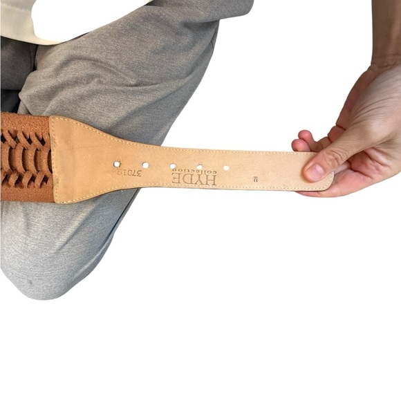 Copper Metallic Brown Woven Belt - Picture 4 of 4